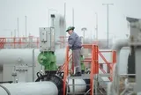Là nước châu Âu duy nhất không áp trừng phạt Nga, quốc gia này đang hưởng giá khí đốt rẻ nhất châu lục, thấp hơn Đức hay Áo tới 3-5 lần