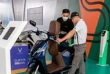 Các hãng xe máy điện giảm giá để chiếm thị phần