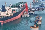 Giá dầu vượt 100 USD/thùng, một quốc gia có kho dự trữ hơn 1 tỷ thùng nắm trong tay khả năng chi phối thị trường
