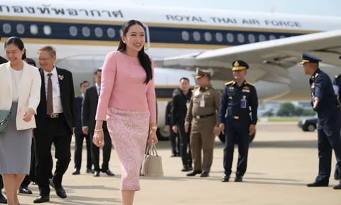 Thủ tướng Thái Lan nhập viện