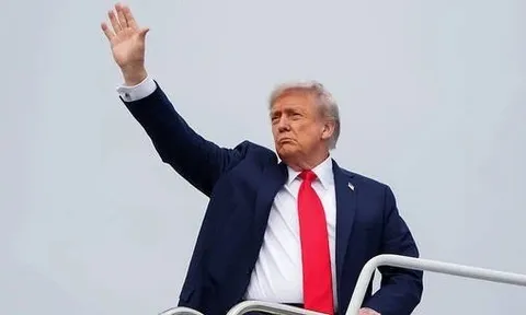 Tổng thống Donald Trump muốn tổ chức hội nghị ba bên Mỹ - Nga - Ukraine vào tuần tới?