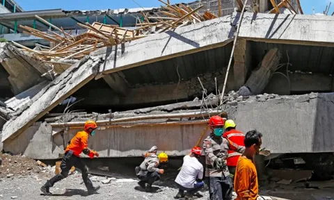 "Không còn dấu hiệu sự sống" tại hiện trường vụ sập trường học khiến gần 60 học sinh mất tích ở quốc gia ĐNÁ