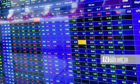 VN-Index chạm vùng nhạy cảm, rủi ro quay đầu được dự báo gia tăng