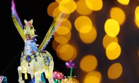 Cả châu Á rộn ràng đón Tết Bính Ngọ 2026 gần kề: Không khí khắp nơi đã rộn ràng lắm rồi!