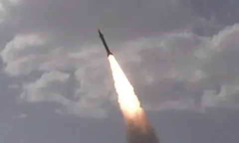 Israel đổi chiến thuật, Iran tấn công loạt căn cứ Mỹ