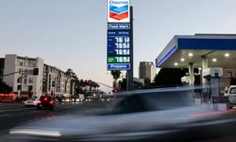 Tại sao xăng tăng cao tại Mỹ vẫn không đủ sức thổi bùng cơn sốt xe điện: Nghịch lý từ túi tiền người tiêu dùng