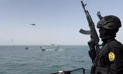 Mỹ 'đóng băng' hoạt động thương mại hàng hải của Iran