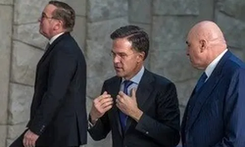 Italy phản ứng gắt sau phát biểu gây tranh cãi của lãnh đạo NATO