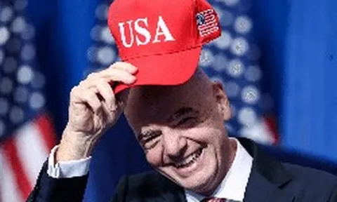Chuỗi dài những bê bối của FIFA dưới thời Chủ tịch Gianni Infantino