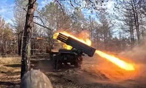 Nga chọc thủng hàng rào phòng thủ của Ukraine tại cứ điểm chiến lược