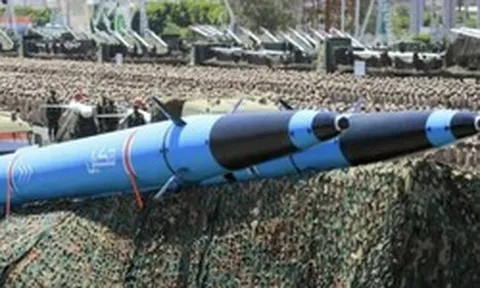 Houthi tuyên bố tấn công tàu dầu của Saudi Arabia từ khoảng cách 1.000km