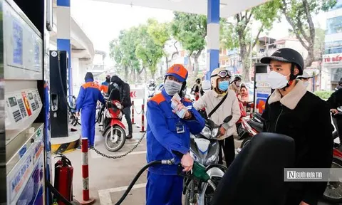 Giá xăng, dầu đồng loạt giảm