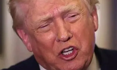 28 phút nghẹt thở chứng kiến ông Trump thoát hiểm bằng xe chở suất ăn