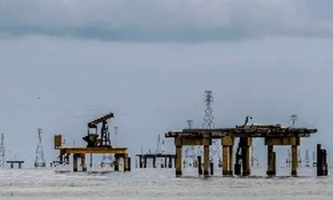 Nắm quyền khai thác 'kho báu' 65 tỷ thùng dầu trong 100 năm: Giới dầu khí Mỹ bất ngờ bị đẩy vào thế khó
