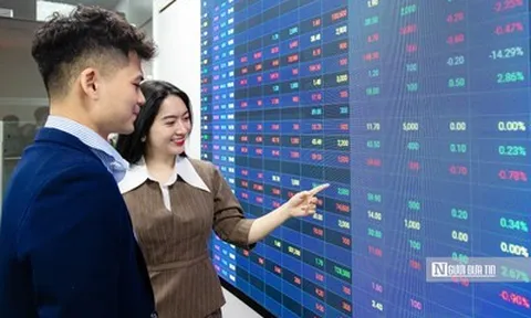 VN-Index rung lắc mạnh, khuyến nghị chưa vội bắt đáy