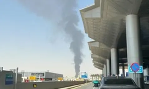 Nổ lớn làm rung chuyển thủ đô Saudi Arabia