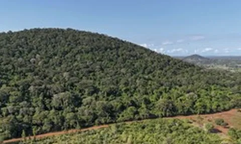 Phát hiện ngọn đồi chứa 105 triệu tấn kho báu trải rộng gần 400 km2: Mỹ và Trung Quốc tranh nhau quyền kiểm soát