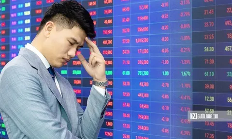 VN-Index dưới áp lực chốt lời, chưa vội mở rộng giải ngân