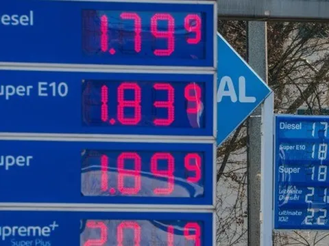 Trung Đông rực lửa, giá năng lượng toàn cầu nhảy dựng