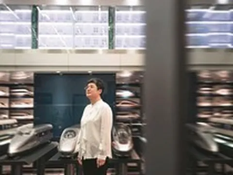 Khen thì nhiều nhưng ít ai biết “người phụ nữ say xe” này đã đưa đường sắt cao tốc Trung Quốc lên tầm kiệt tác thế giới