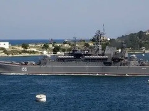 Đặc nhiệm SBU của Ukraine đánh hỏng nặng tàu Yamal và Azov thuộc Hạm đội Biển Đen tại Crimea