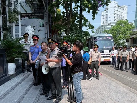 Cưỡng chế khách sạn trên đất "vàng" ở Huế: Lên phương án "giải cứu" du khách, doanh nghiệp lỡ cọc tiền phòng