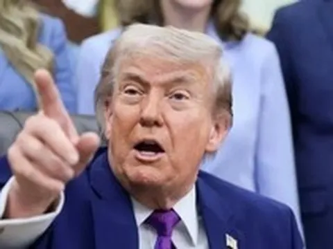 Tổng thống Trump cảnh báo thoả thuận ngừng bắn giữa Mỹ và Iran trong tình trạng 'nguy kịch'