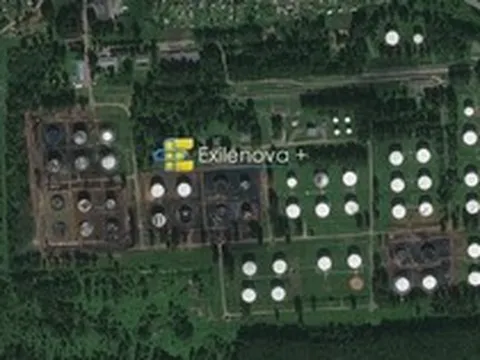 15 bồn chứa siêu lớn bị thiêu rụi trong vụ tấn công kho dầu Rybinsk của Nga