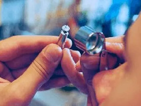 'Miếng bánh' giám định kim cương chia cho những ai trước khi xảy ra biến cố tại công ty của PNJ với 28.000 viên kim cương buôn lậu?