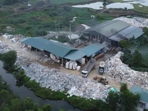 Gây ô nhiễm môi trường, khởi tố 3 chủ xưởng tái chế, hàng chục cơ sở dừng hoạt động